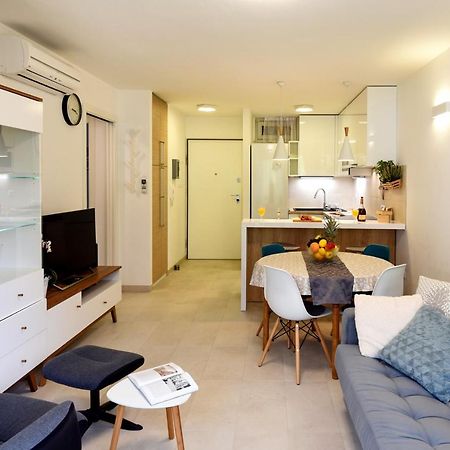 Apartment Anamarija Omis Bagian luar foto