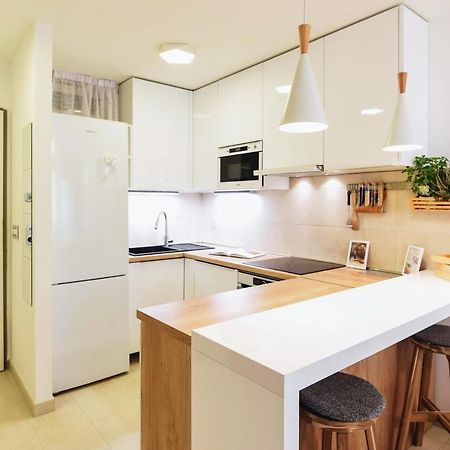 Apartment Anamarija Omis Bagian luar foto